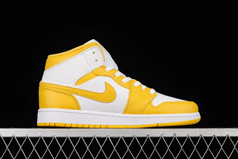 All categories Air Jordan Jordan series basketball shoes Air Jordan 1 Mid Air Jordan 1 Mid AJ1 Joe 1 white and yellow Zhongbang basketball shoes BQ6472-117